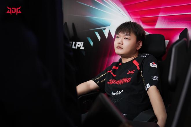 队最大的后 队最大的后